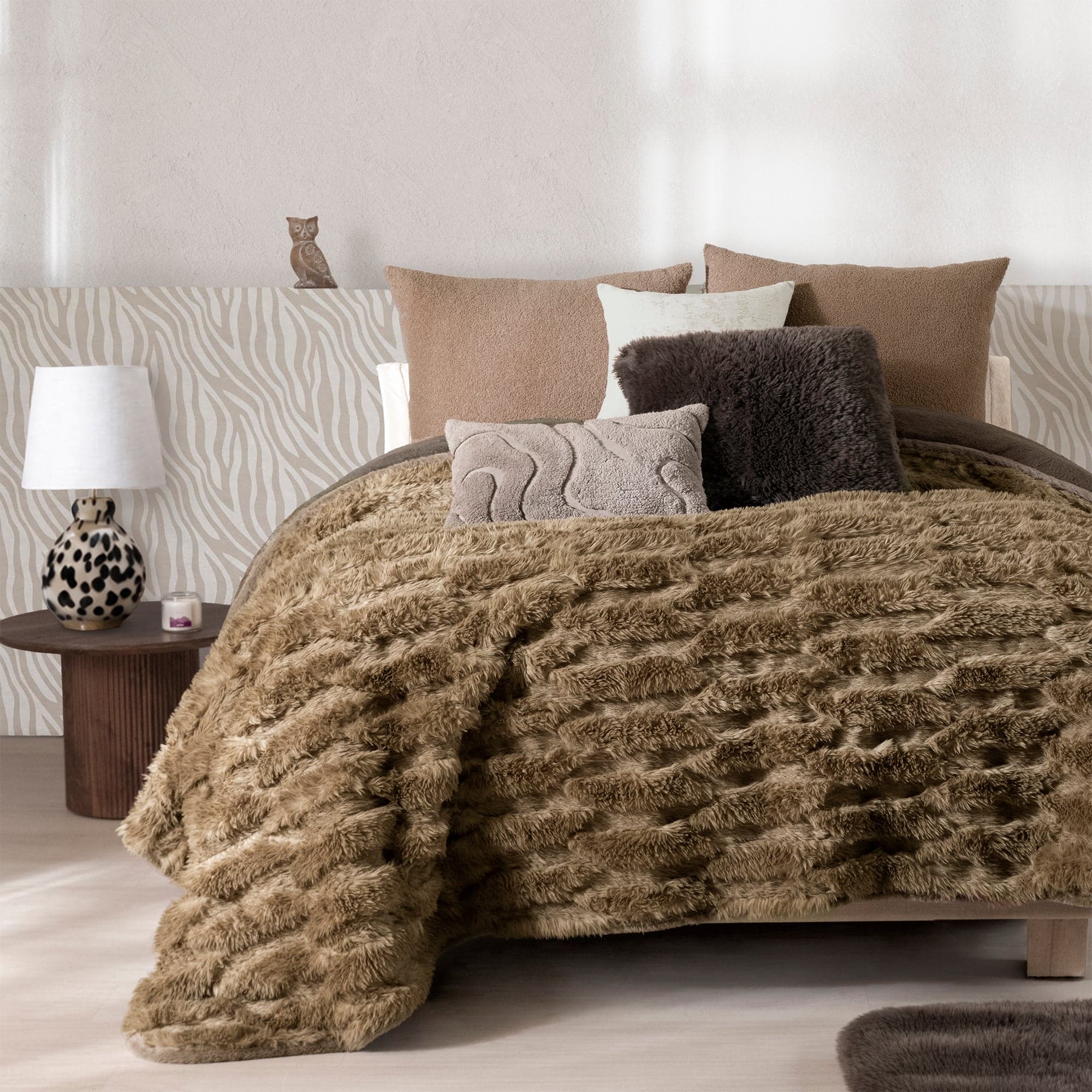 Cobertor Everest ISLANDIA, con textura afelpada