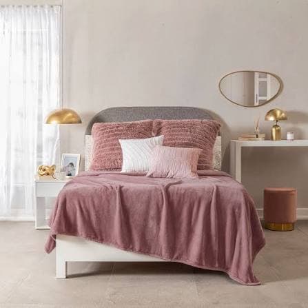 Cobertor Ligero LILA, textura suave que acaricia 4